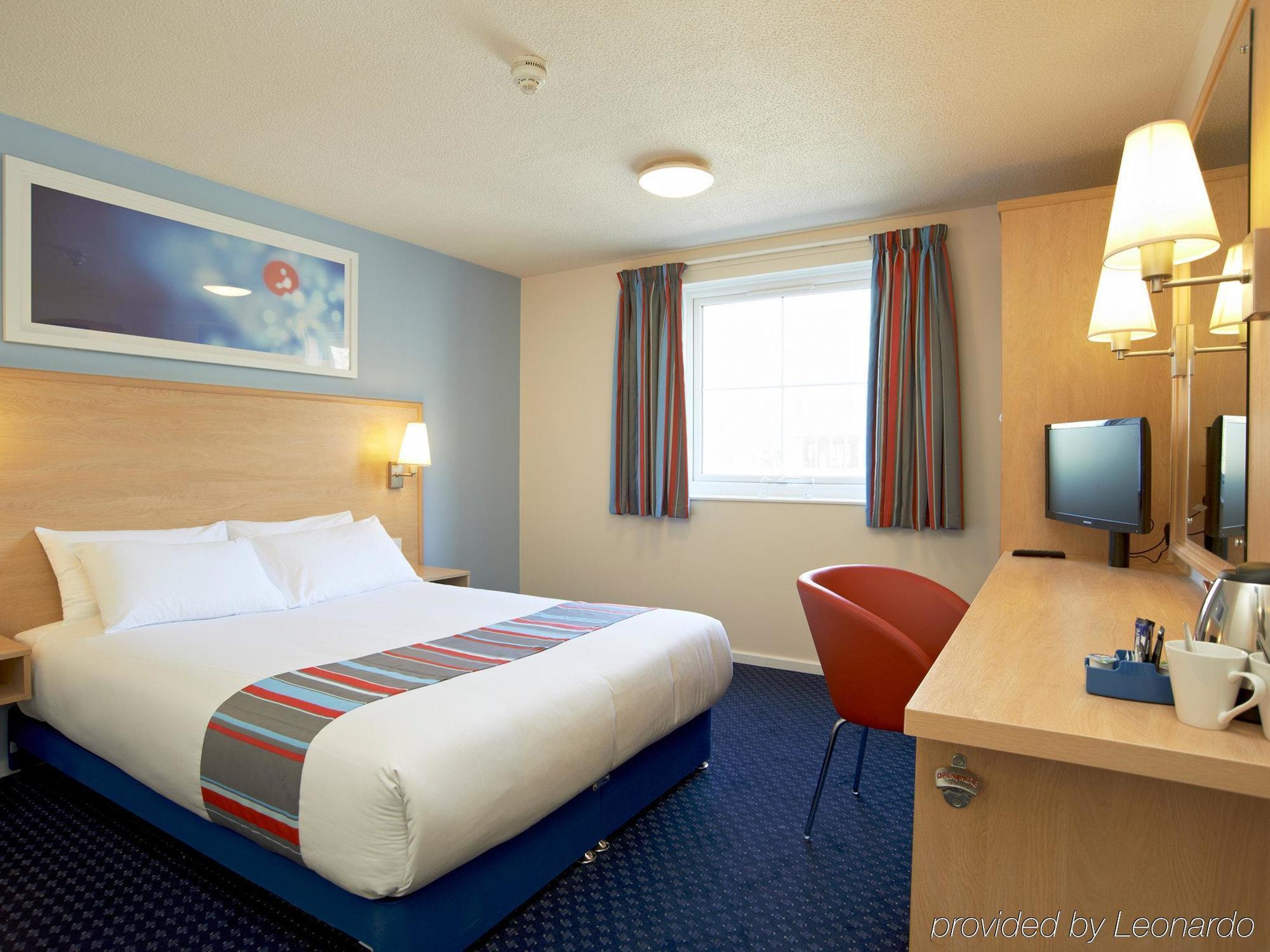 Travelodge Kings Cross Royal Scott London Exterior photo