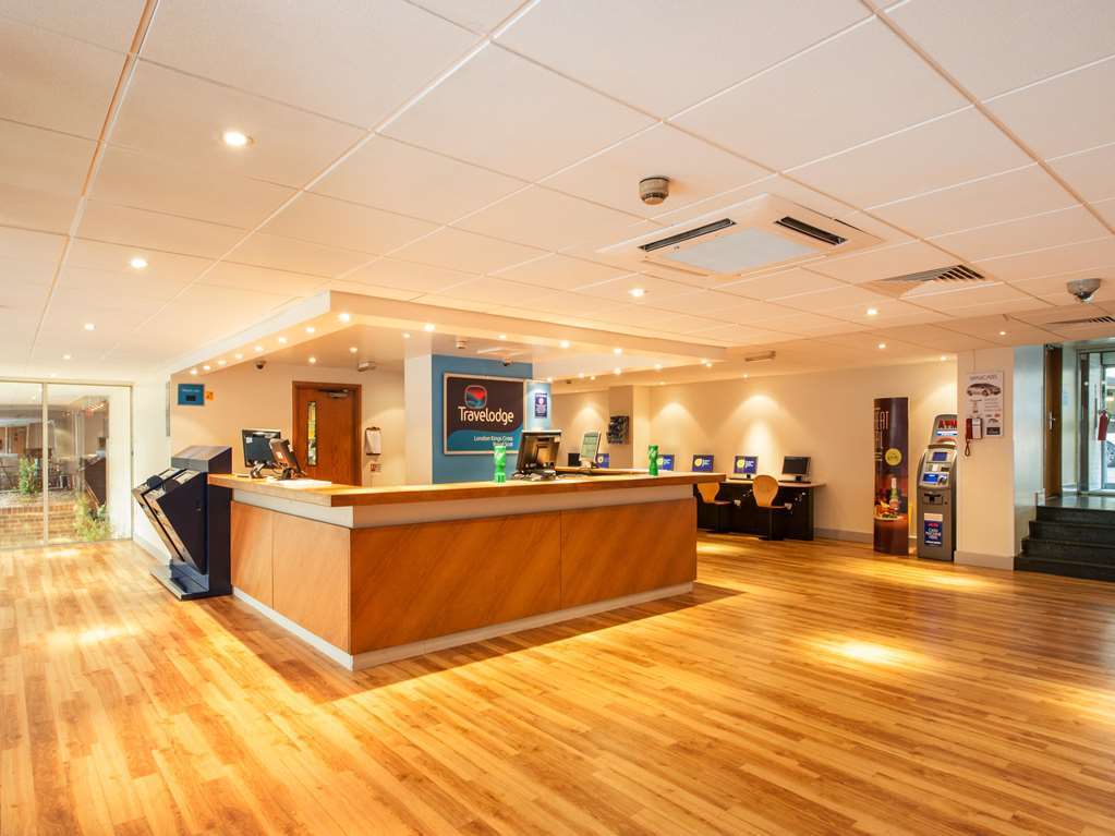 Travelodge Kings Cross Royal Scott London Interior photo
