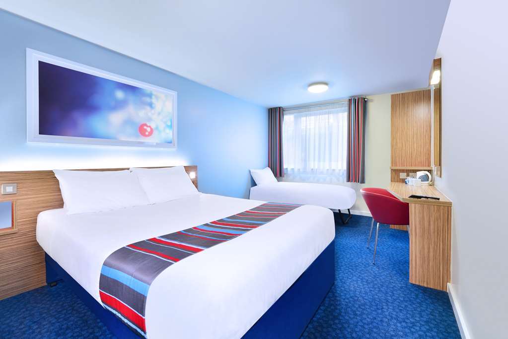 Travelodge Kings Cross Royal Scott London Room photo